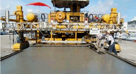 二級(jí)建造師考試市政實(shí)務(wù)知識(shí)點(diǎn)：混凝土面板模板、鋼筋安裝、攤鋪與振動(dòng)